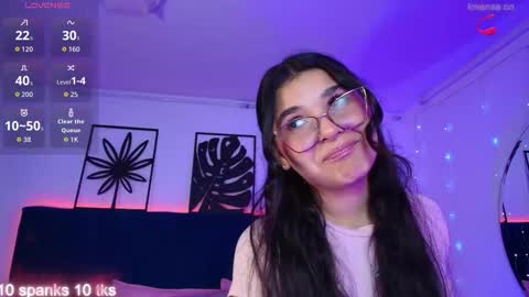 Tifanny  online show from September 12, 8:00 pm