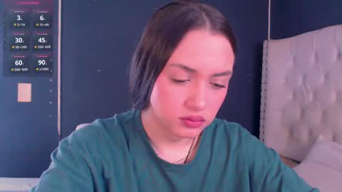 Snapshot of valen_thompson chatting on March 6, 12:10 am IG-valen mendoza99 twitter valenthompson99 online show from March 6, 12:10 am