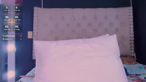 Snapshot of valen_thompson chatting on February 7, 11:55 pm IG-valen mendoza99 twitter valenthompson99 online show from February 7, 11:55 pm