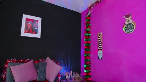 valentina milan online show from December 11, 1:58 am