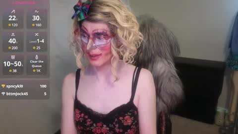 Snapshot of valentia_vickers chatting on February 16, 3:04 am Valentia online show from February 16, 3:04 am