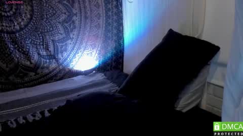 Snapshot of valentin_hoffman chatting on October 11, 12:32 pm valentin_hoffman online show from October 11, 12:32 pm