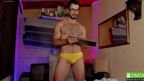 valentin_hoffman online show from April 1, 11:22 am