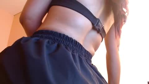 valen online show from February 9, 7:27 pm