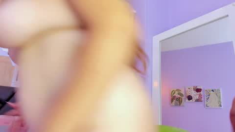 Velentina  online show from January 19, 2:38 pm