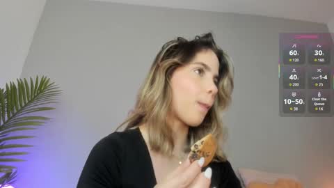 VALENTINA  online show from October 29, 12:23 am