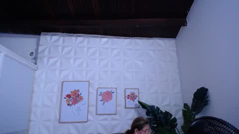 Valentina  online show from February 11, 11:19 pm