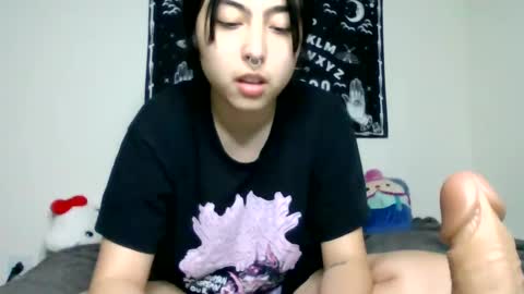 ValentineKitty online show from December 22, 2:17 am