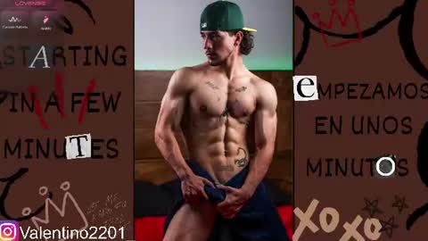 Valentino - 15 OFF valentino2201 online show from August 1, 12:23 am