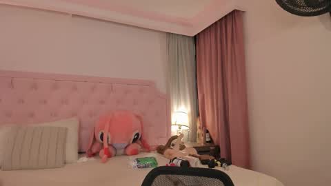 Vale Toro  online show from February 13, 11:24 am