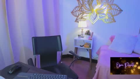 Snapshot of valeperez24 chatting on September 23, 1:32 am Valery And Daniel online show from September 23, 1:32 am