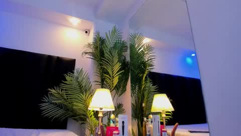 valeri_tafur online show from March 6, 11:09 am