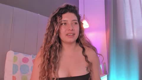 valeria_rouse28 online show from December 13, 8:48 pm