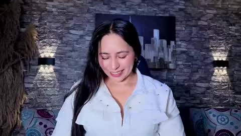 valeria_vg online show from May 1, 11:15 am
