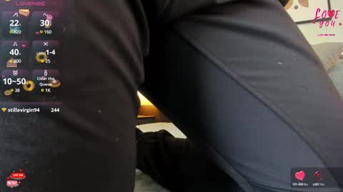 Snapshot of valeriaa_soler chatting on February 21, 2:38 pm Valeria online show from February 21, 2:38 pm