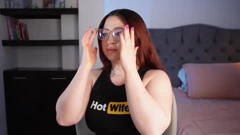 valerie07 online show from October 23, 2:46 am