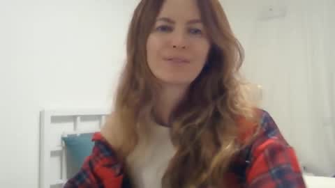 valerie_rose777 online show from October 30, 8:20 pm