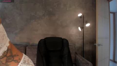  call me Val  online show from September 29, 3:44 pm