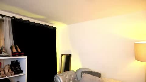 Valerie Style3 online show from September 22, 3:43 am