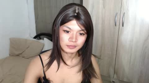 MISS Valerie online show from February 25, 3:37 pm