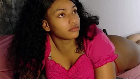 Snapshot of valerigallardo chatting on October 25, 9:59 pm valerigallardo online show from October 25, 9:59 pm