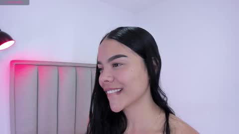 Snapshot of valery__nova chatting on October 9, 11:54 pm Cris online show from October 9, 11:54 pm