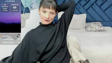 VALERY MORE online show from October 7, 3:30 pm