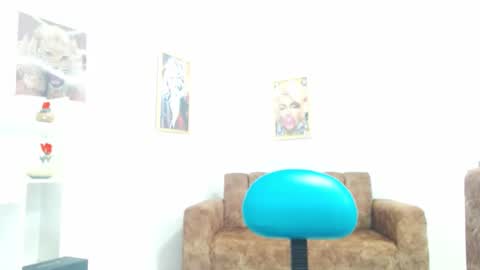 Snapshot of valery_smolls22 chatting on January 23, 11:47 pm valery_smolls22 online show from January 23, 11:47 pm