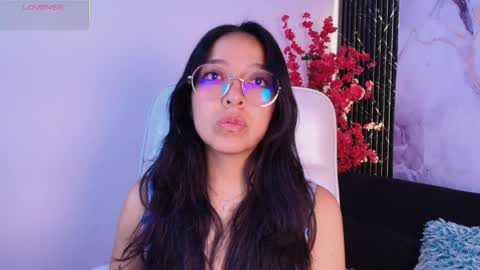 Val online show from April 8, 11:46 am