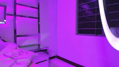 Vale online show from December 15, 5:58 am