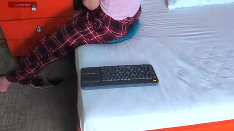 Valerie Val V online show from July 27, 2:31 am