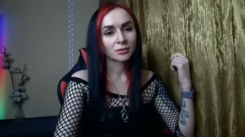 vallhalla666 online show from February 11, 7:05 pm