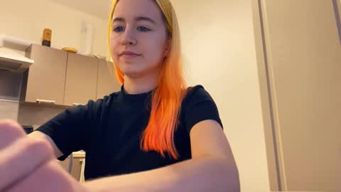 Emily online show from February 25, 3:26 pm