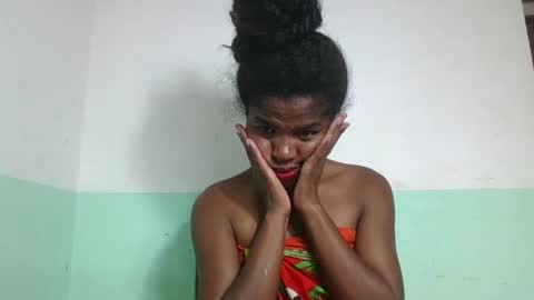 vanafiry online show from February 9, 8:45 pm