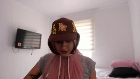 Babi Alu online show from March 28, 6:31 pm