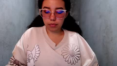 vanellopeschweetz online show from July 28, 3:21 pm