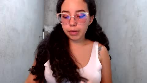vanellopeschweetz online show from July 28, 4:39 pm