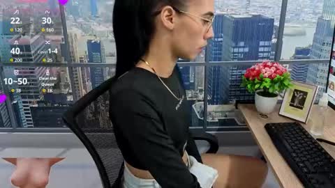 VANESA online show from September 16, 1:24 pm