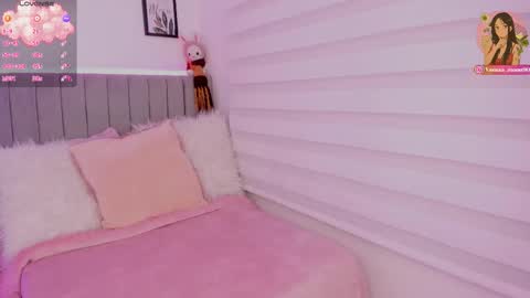 vanesa_moon_ online show from November 28, 11:56 pm