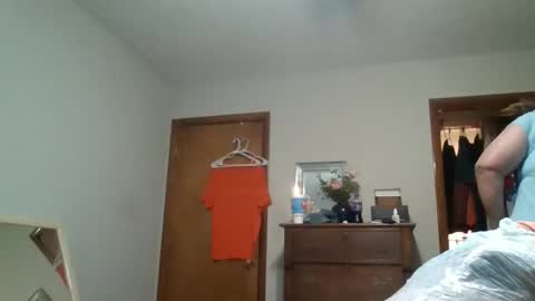 greeneyebandit online show from January 15, 7:06 am