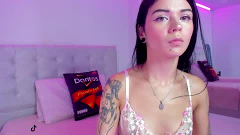 Vane  online show from April 15, 11:27 pm