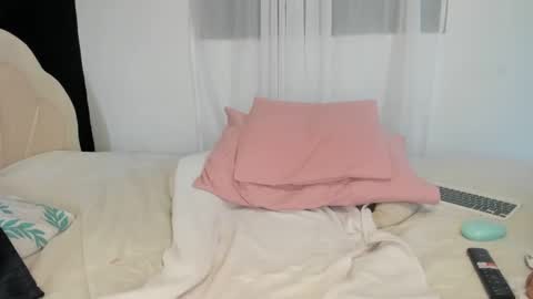 Snapshot of vanessa_fx chatting on September 30, 9:36 pm Vanessa online show from September 30, 9:36 pm