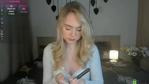 Vanessa Maes online show from October 20, 8:14 pm