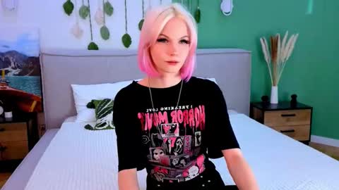 Vanessa online show from March 22, 2:32 pm