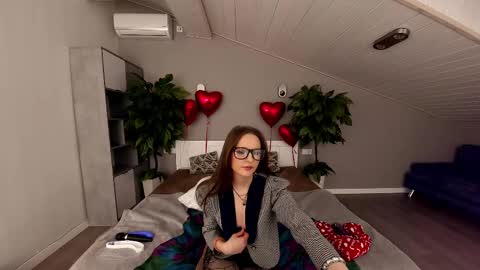 vanessabeautyy online show from February 19, 2:12 am
