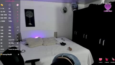 Angie  online show from January 25, 6:34 am