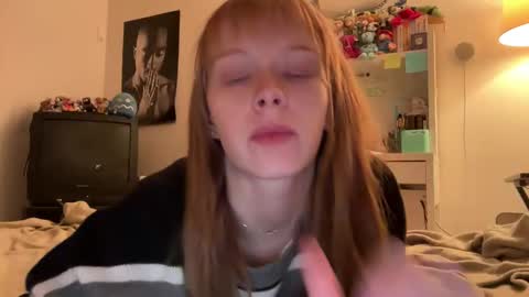 Vanessa  online show from February 9, 5:00 am