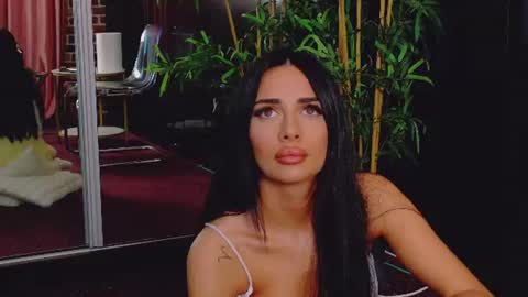 Vanessa online show from June 20, 5:08 pm