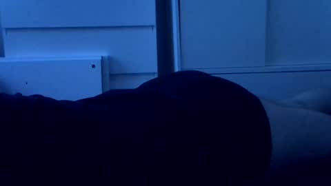 vanilla_cupcake online show from August 8, 5:34 pm