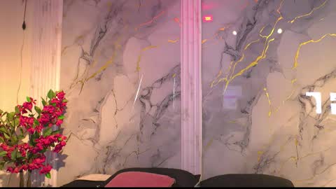 vanilla_hot_ online show from November 21, 8:18 pm